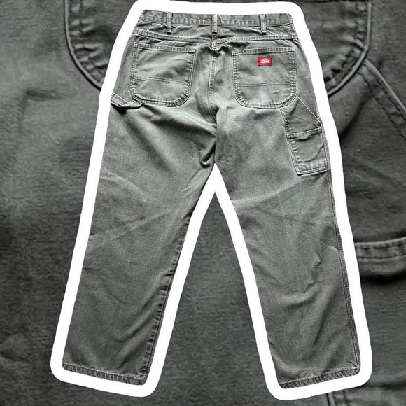 Gray faded dickies carpenter pants
Size 36x30 - Picture 1 of 3